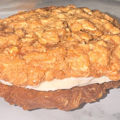Oatmeal Cream Pie