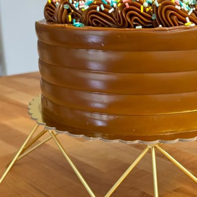 6” Royal Chocolate Cake 