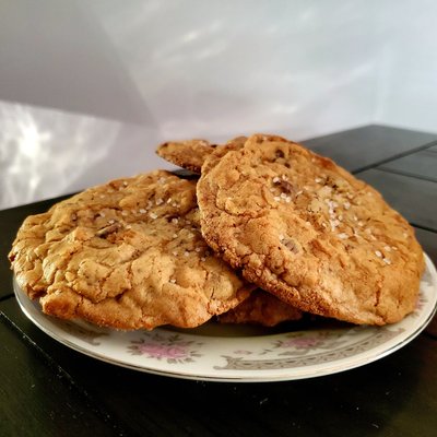 Salted  Chocolate Chip Cookies - Standard 12pk