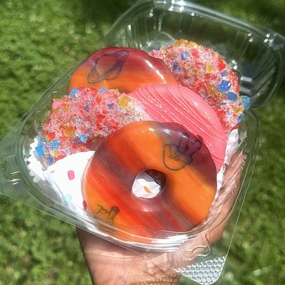 candied pineapples
