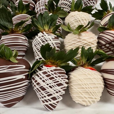 Dozen Dipped Strawberries 
