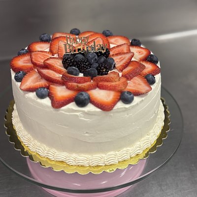Very Berry Vanilla Cake