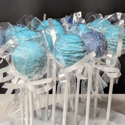 Custom Cake Pops