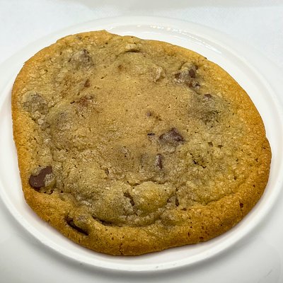 Chocolate chip cookie 