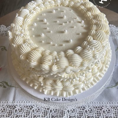 10” Round Vintage Cake 2 Layers (50+ Servings) 