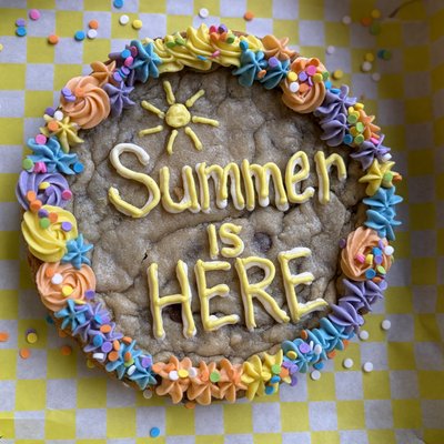 Chocolate Chip Cookie Cake 6”
