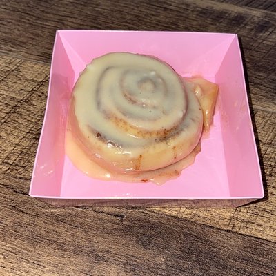 Cinnamon Rolls (Vanilla Icing) 9 Pack