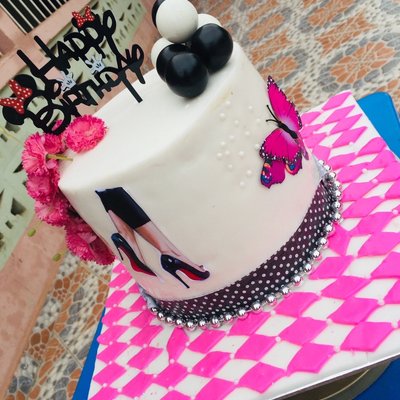 Ladies birthday Cake