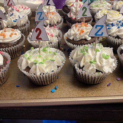 12 Cupcakes