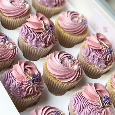 Luxe Decor Cupcakes