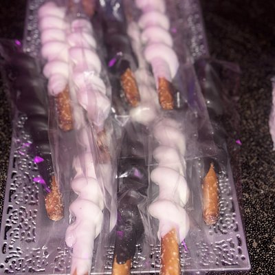 Caramel Wrapped Pretzels 