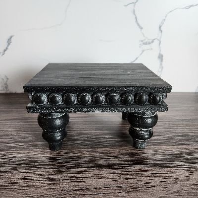 Black Rustic Cake Stand 6x8 *Rental*
