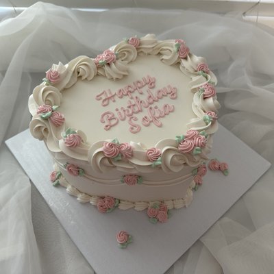 6”  Sweet Rose That Serves 10-12