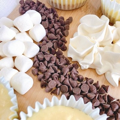 Chocolate Toppings - DIY CheeseKaits Board