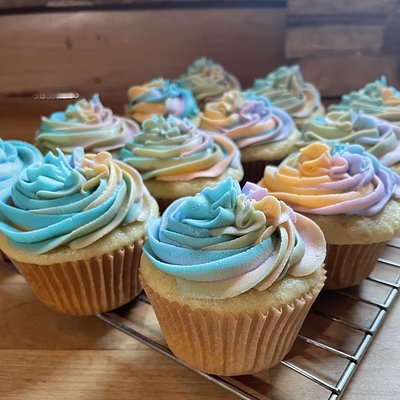 “Birthday” Cake Cupcakes