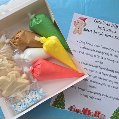 Christmas Decorating Kit (6)