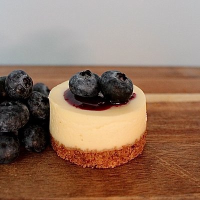 Mini Cheesecakes (Blueberry) 