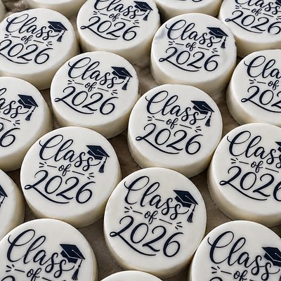 Graduation Chocolate Oreos 
