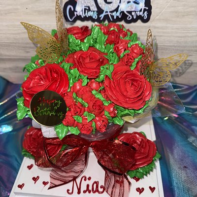 Glam Rose Bouquet (serves 12)