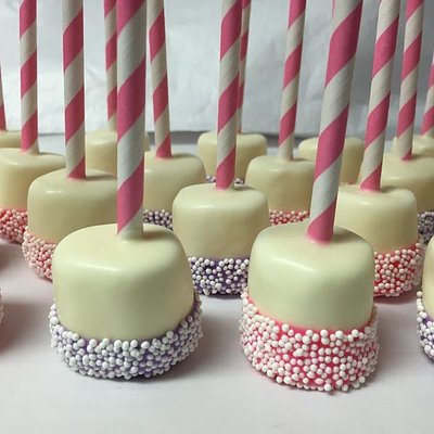 Marshmallow Pops