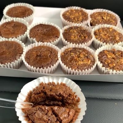 12 Count Brownies 