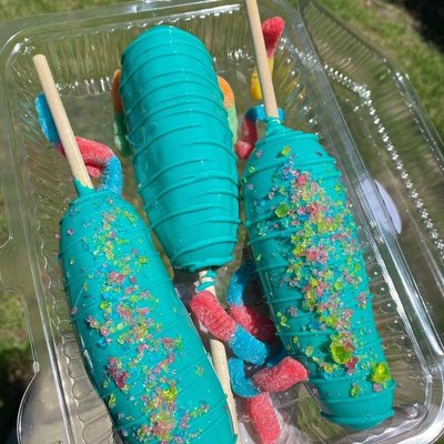 Candy pickles (3)