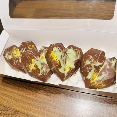 Luseane’s Dubai Chocolate Hearts (4 Piece)