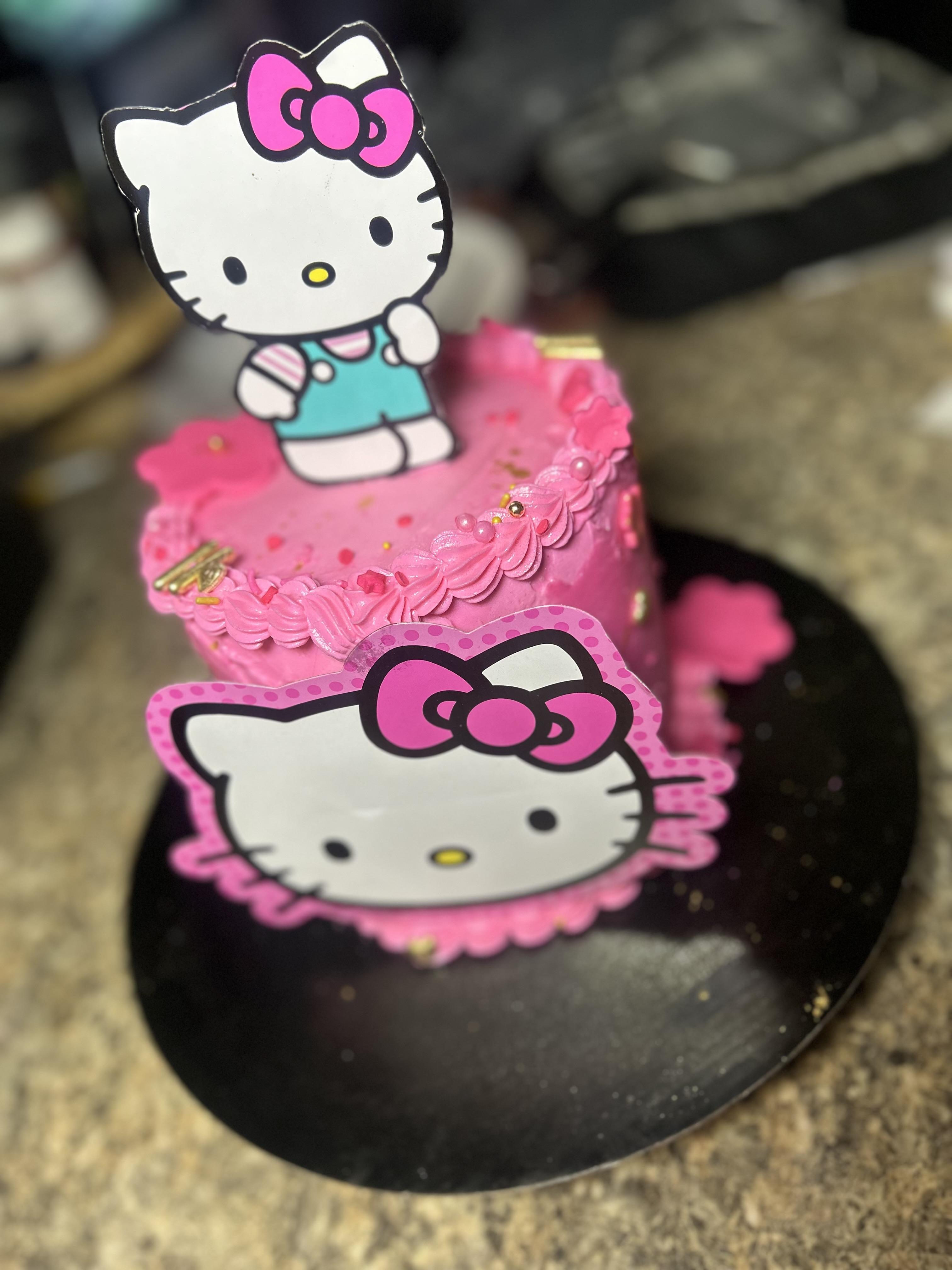 6in Cakes 