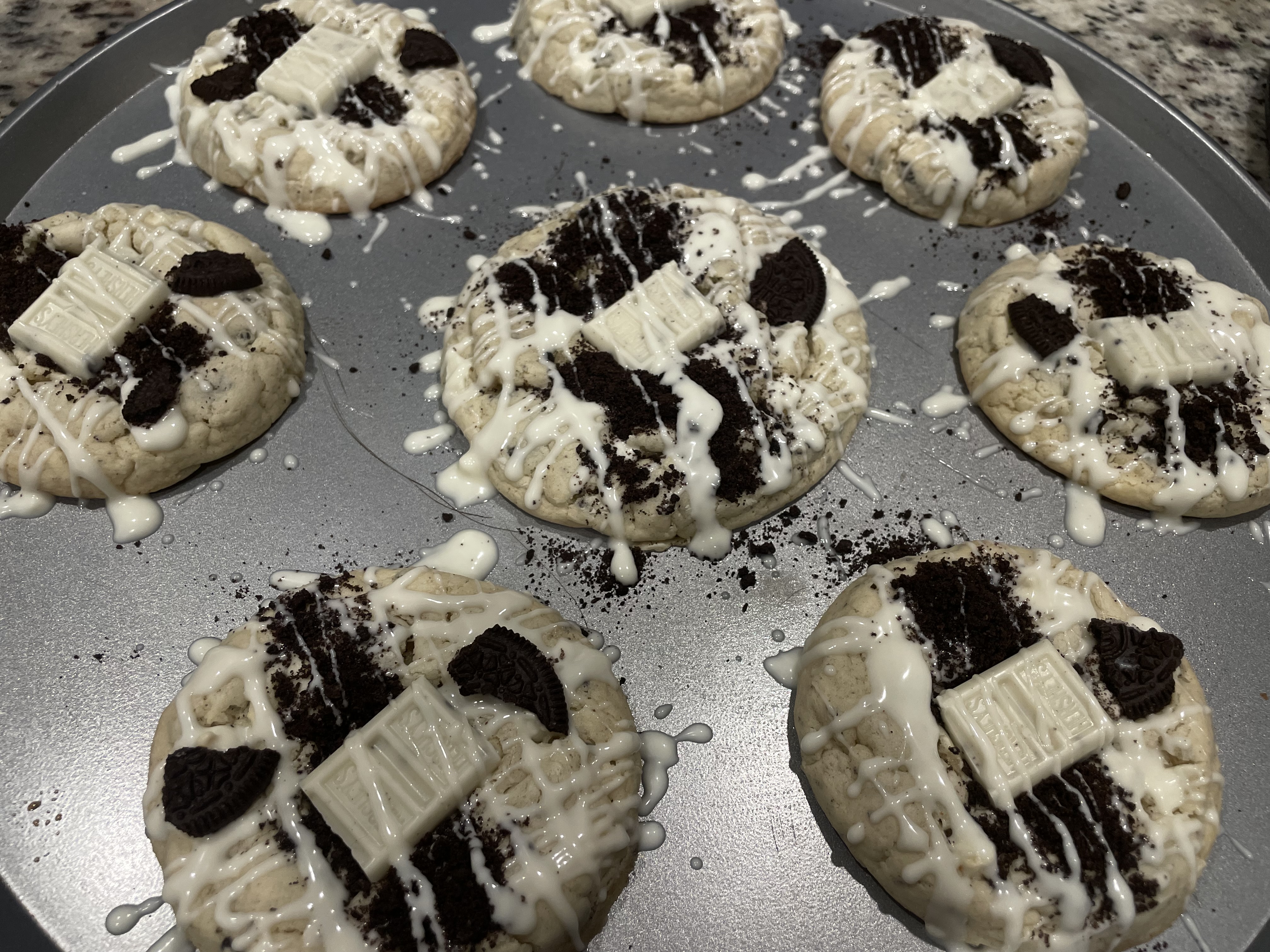 Cookie ‘N’ Cream Cookie