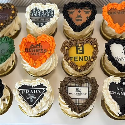 Halo Dozen-12 Customized Cupcakes With Edible Or Fake Toppers