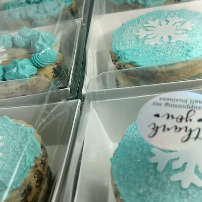 Set Of 4! Mini Cookie Cakes 