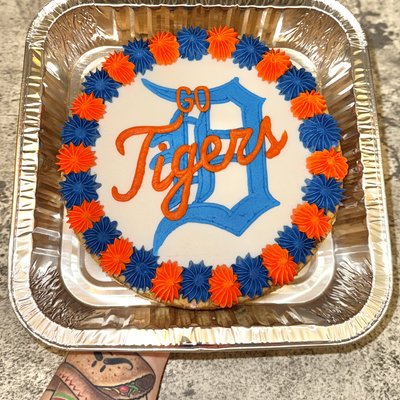 12” Cookie Cake - 30 Servings 