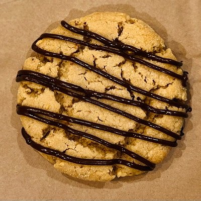 1 Dozen Lg Peanut Butter Chocolate Drizzle  