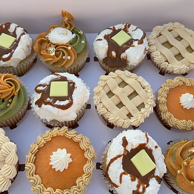 Thanksgiving theme cupcakes 