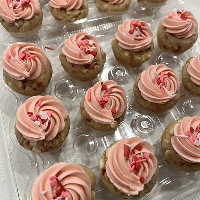 White Chocolate Raspberry Cookie Cake Recipe
