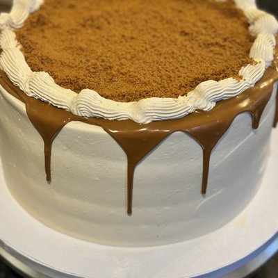 Mocha Cake 8 inches