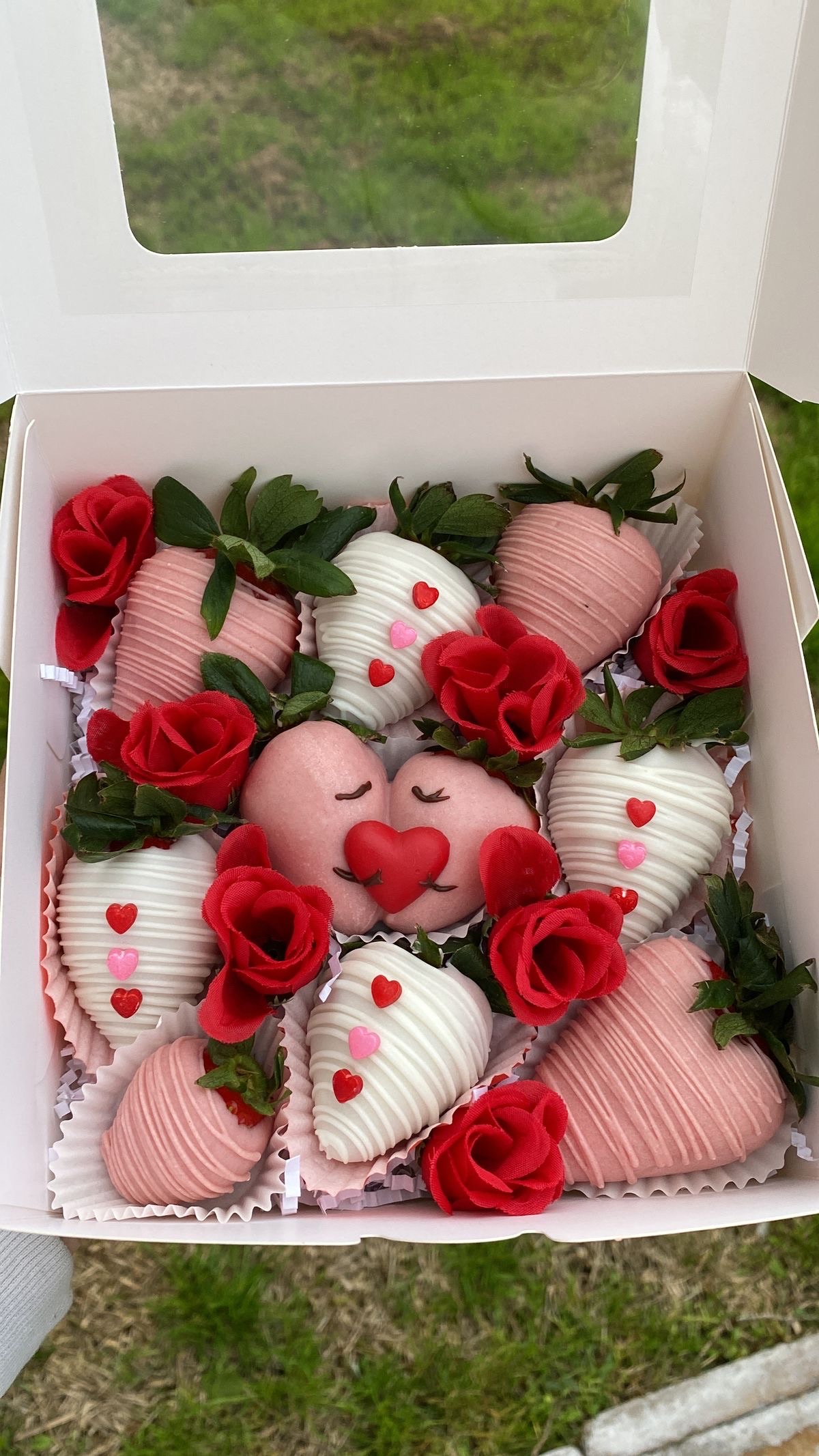 8 count chocolate strawberries (choice 2)