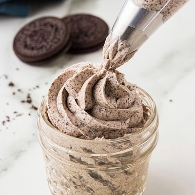COOKIES & CREAM Buttercream