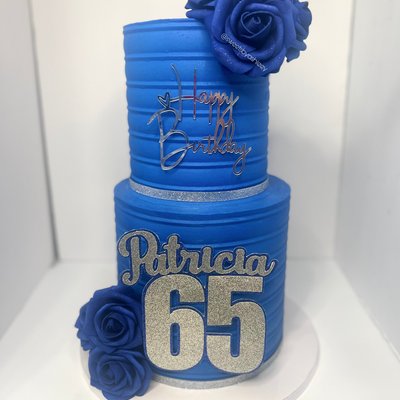 2 Tier Cake (Feeds 35-40)