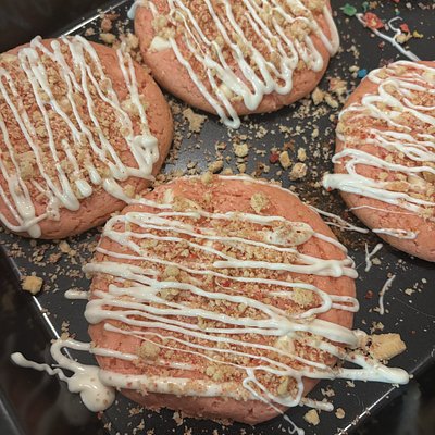 Strawberry Crunch Cookie