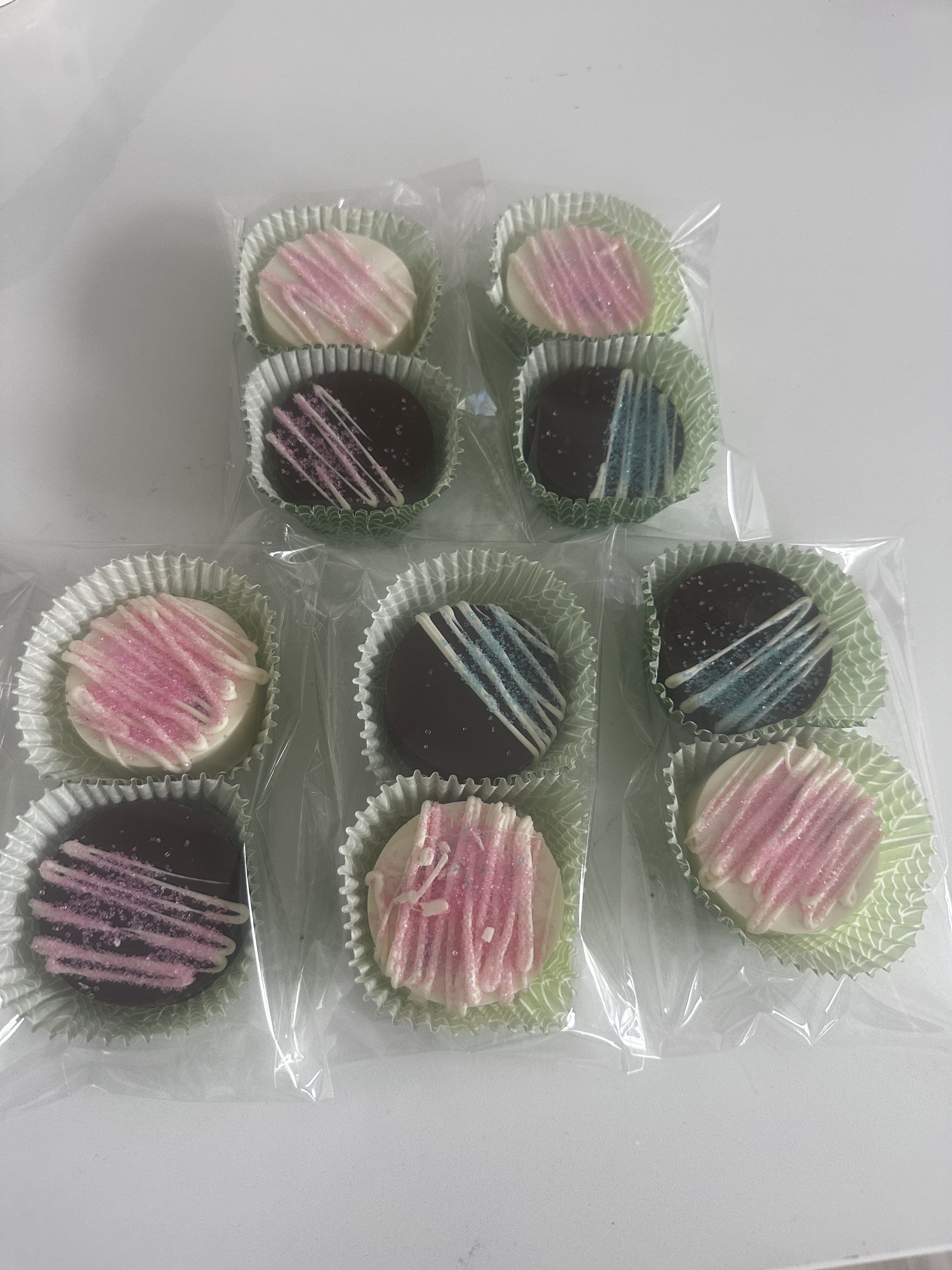 Cake Pucks