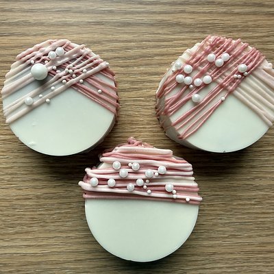 Cake Pucks!