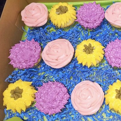 One Dozen Cupcakes