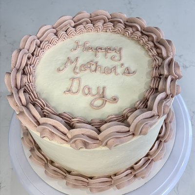 8” Round Cake - Classic