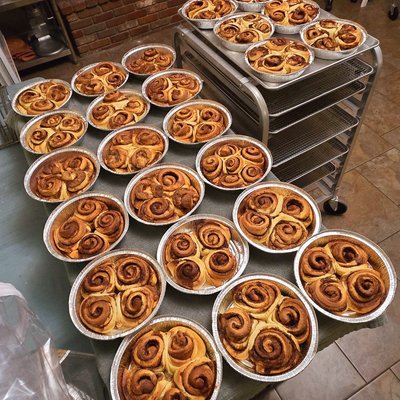 Cinnamon Rolls. (10)
