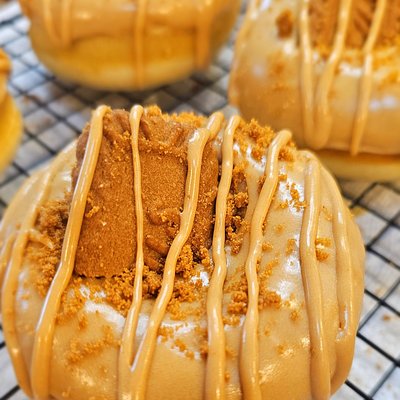 Biscoff Donut- 6 Pieces ( Half A Dozen)