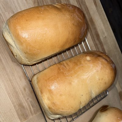 ⭐️Cinnamon Raisin Bread 