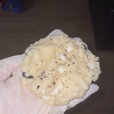 Cookie and Cream Cookie 