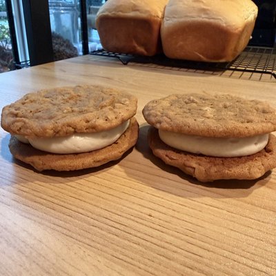 Oatmeal Cream Pies 