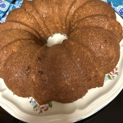 Southern Heirloom Walnut Pound cake